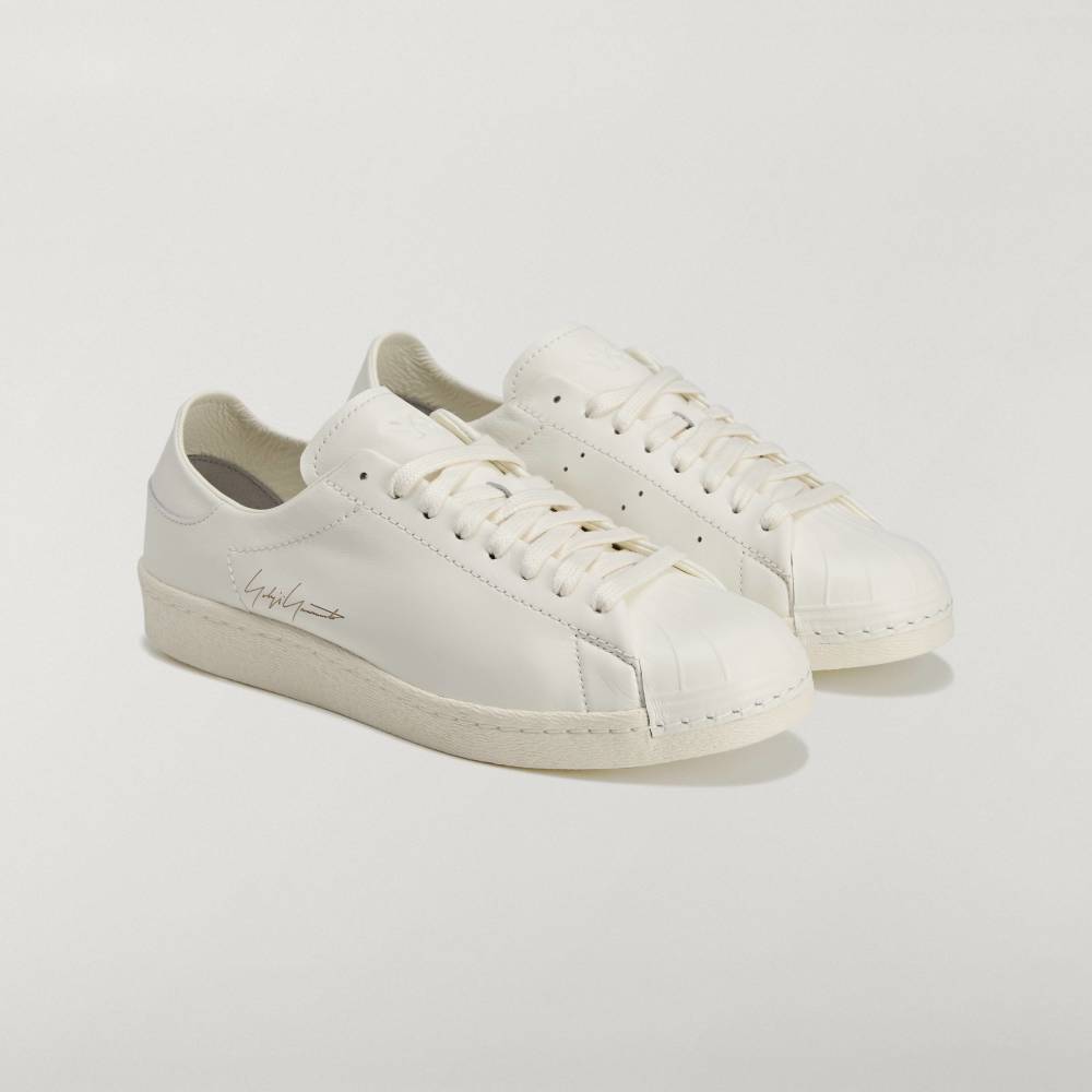 Y-3 SUPERSTAR SNEAKER OFF WHITE WITH LEATHER UPPER RUBBER OUTSOLE AND LACE CLOSURE-HOMBRE AMSTERDAM