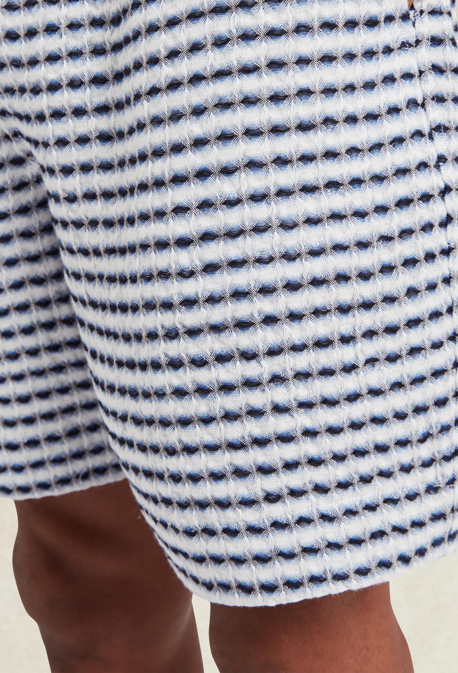 Riita Textured Linen Short- Hombre Amsterdam