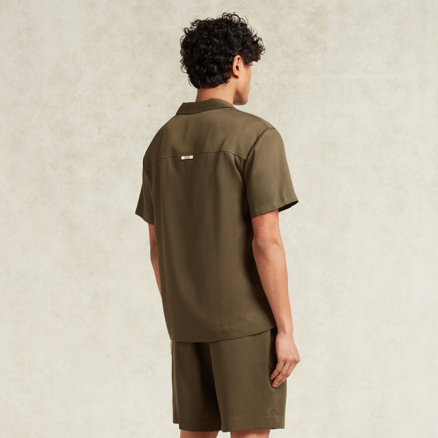 CHÉ TENCEL SHIRT KHAKI GREEN SHORT SLEEVE- Hombre Amsterdam
