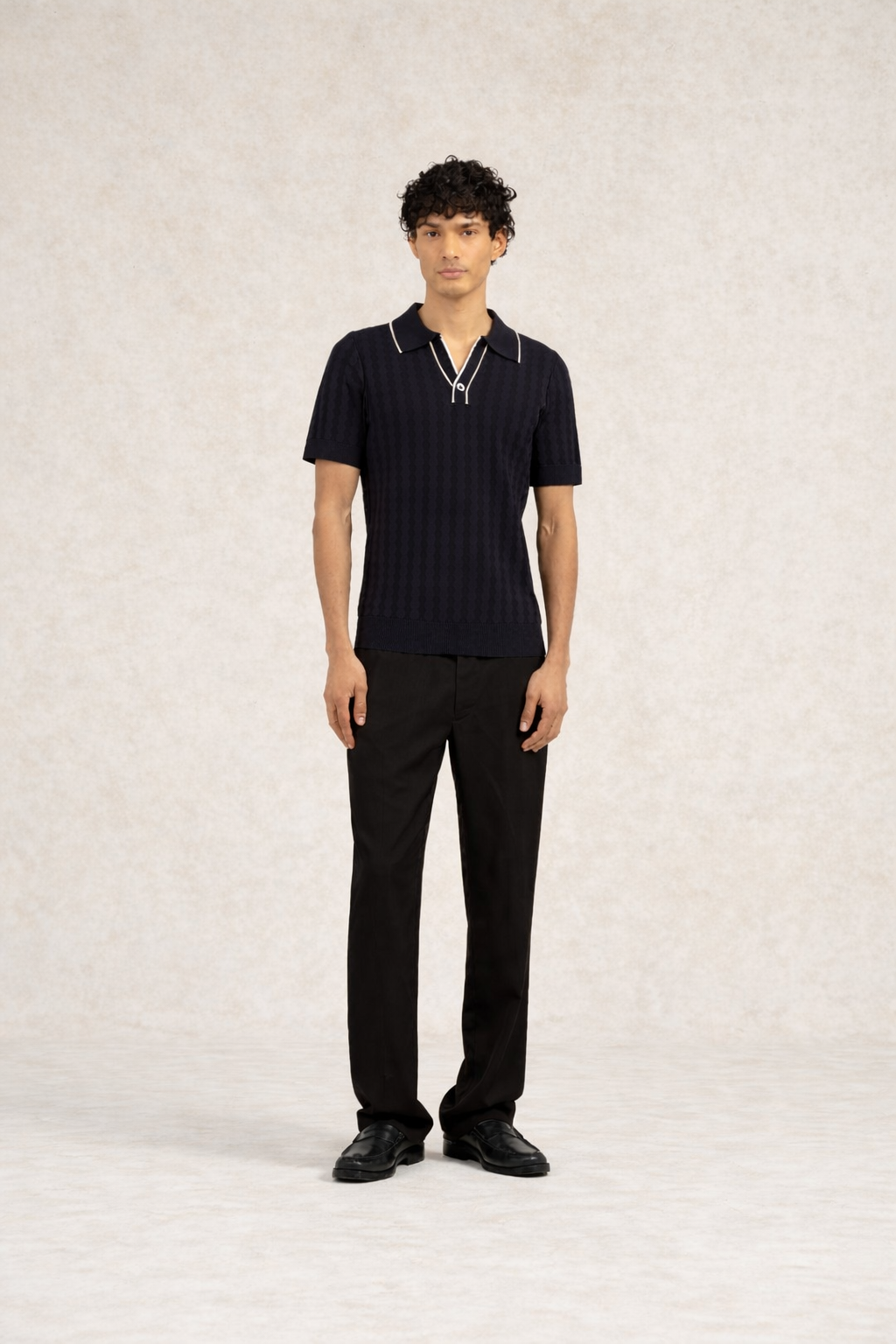 Scottie Open Neck Polo Black- Hombre Amsterdam