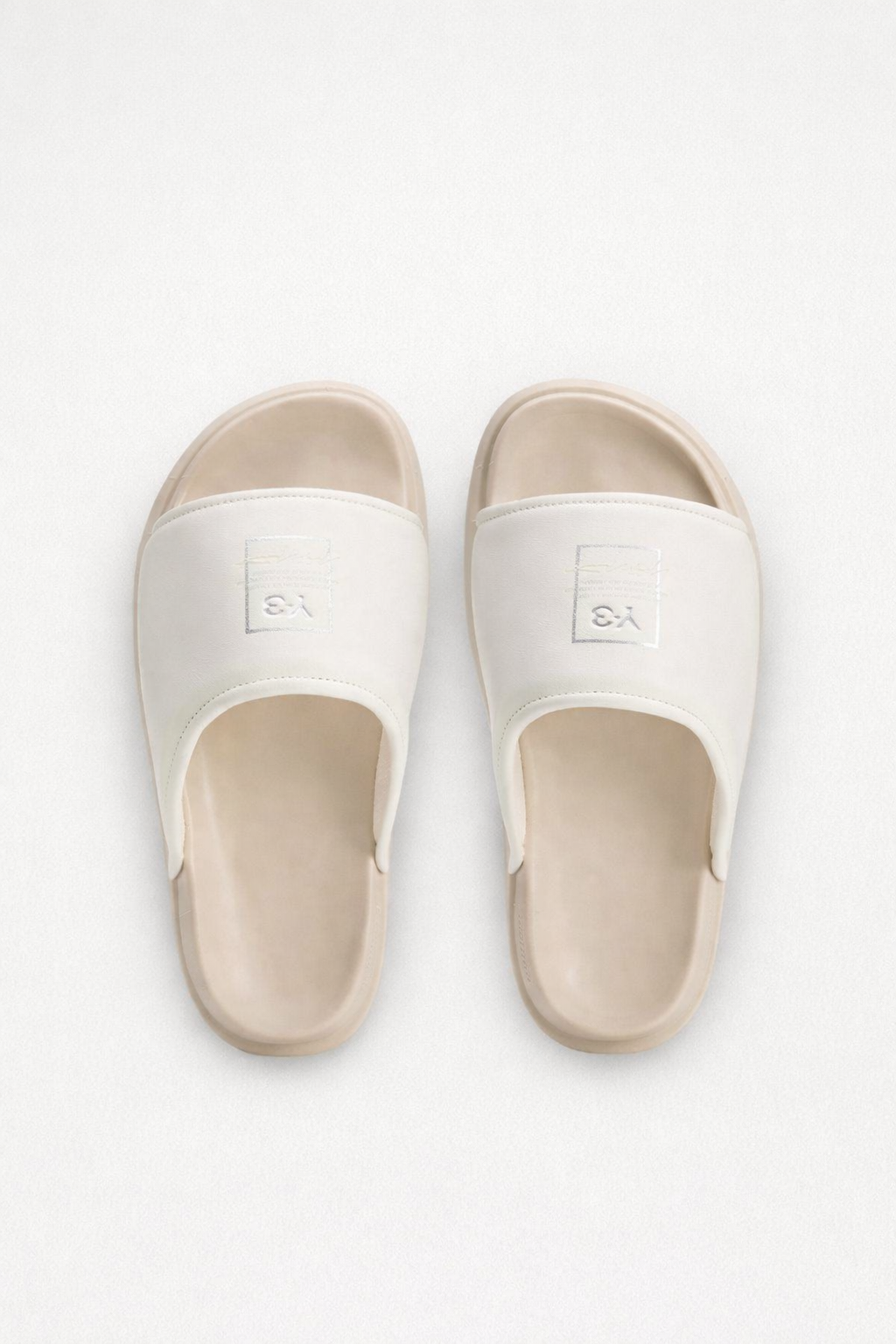 Lightweight Slippers Off White- Hombre Amsterdam