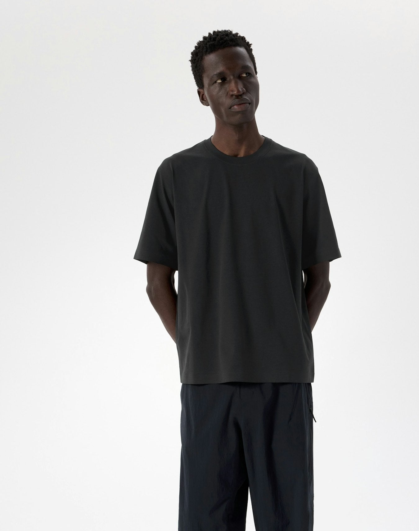 Metron SS Tee Black - Hombre Amsterdam