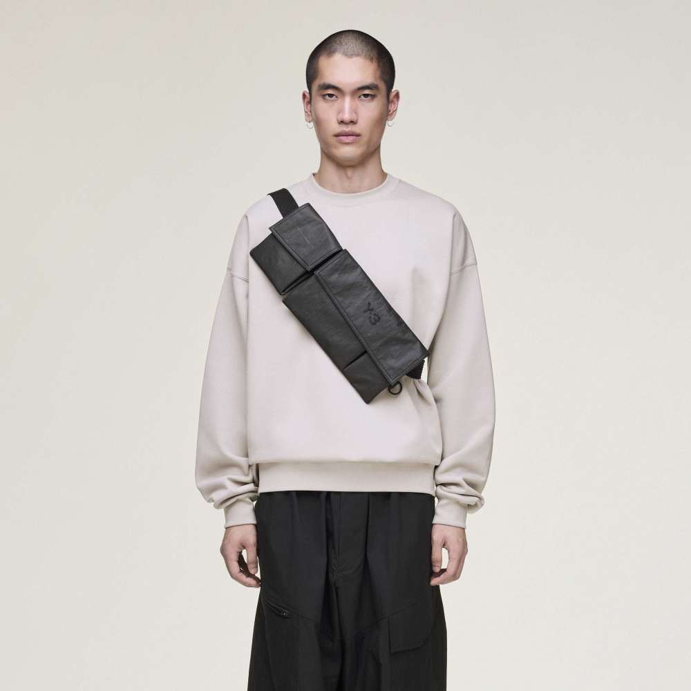 Multi Pocket Sling Black - Hombre Amsterdam