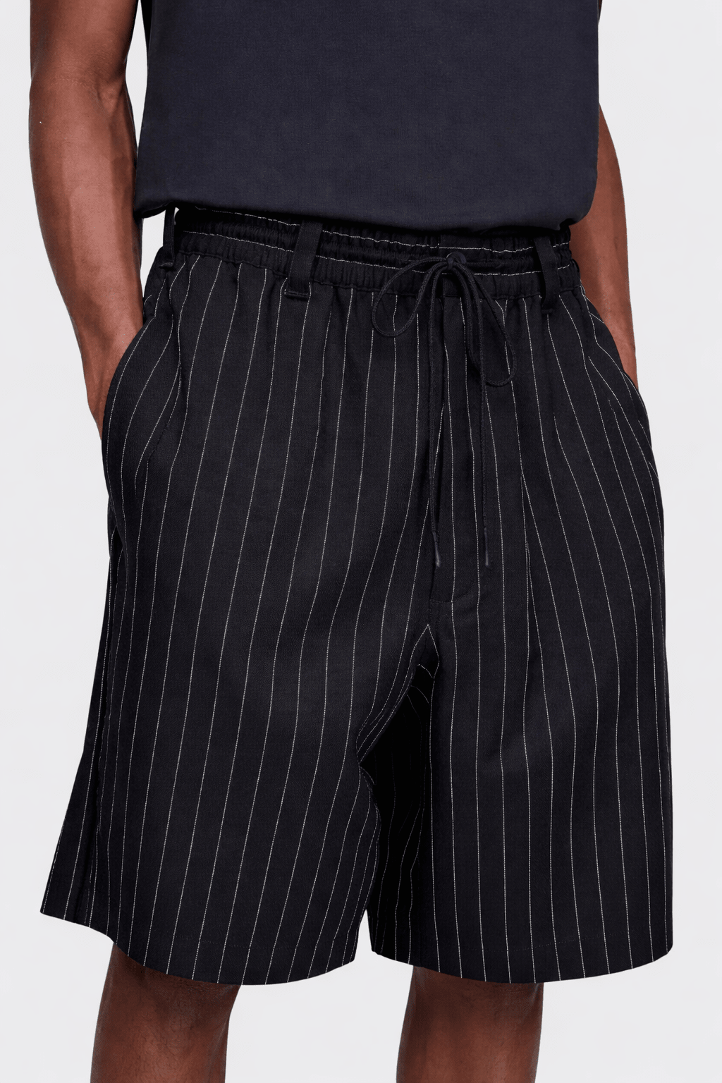 Pinstripe Sport Uniform Short Black - Hombre Amsterdam