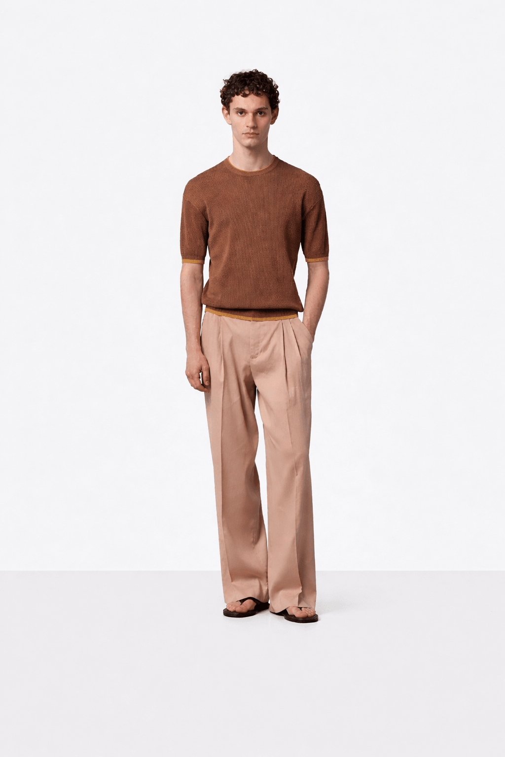 Textured Crew Neck T-Shirt Tabacco - Hombre Amsterdam